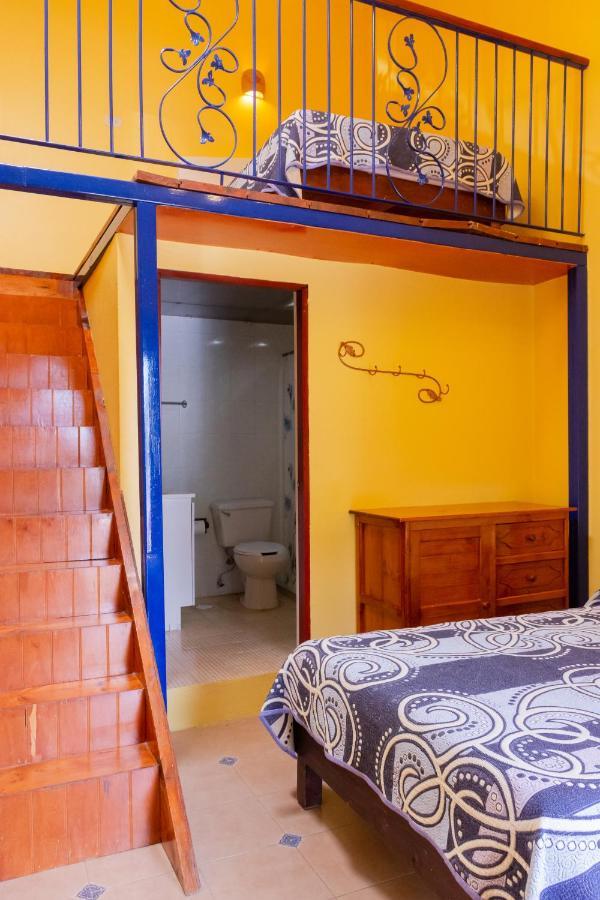 Hotel Del Parque Naolinco de Victoria ภายนอก รูปภาพ